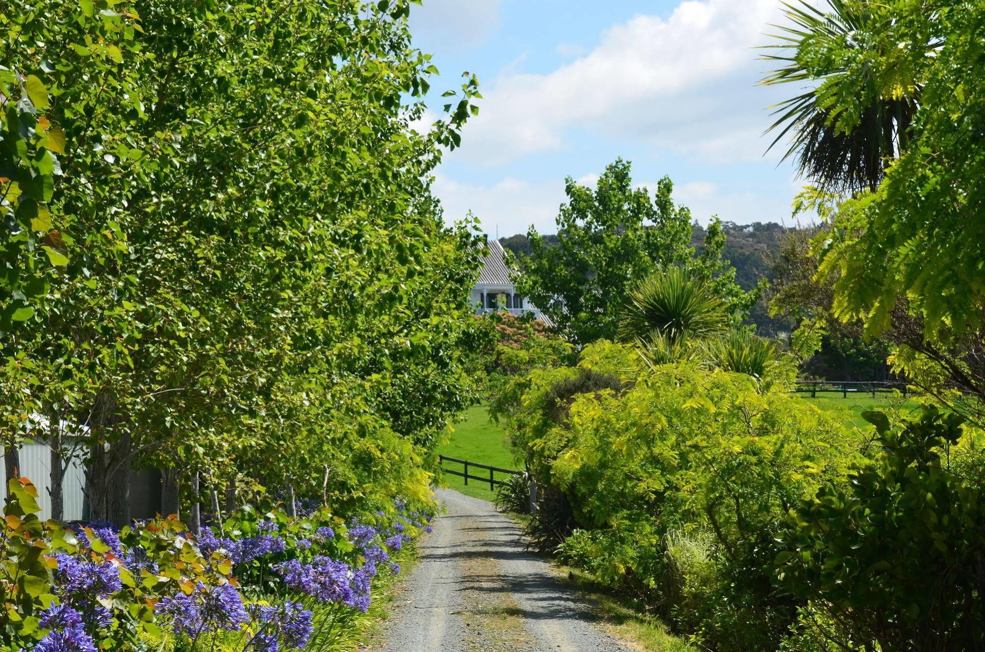 Country Homestead At Black Sheep Farm Waipu Exterior photo